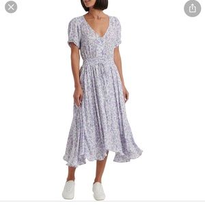 Stunning dress, brand new with no tags! Perfect condition.